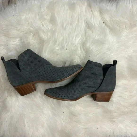 Dolce Vita Kadie gray leather ankle bootie block wood heel sz 9 - Picture 7 of 10